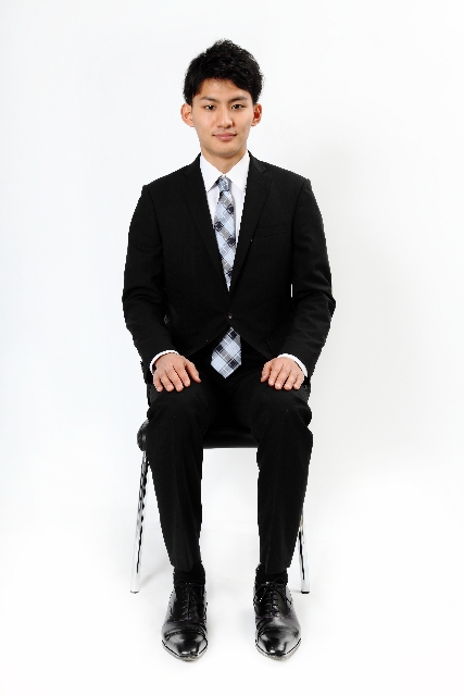 面接でのコートのたたみ方はコレだ 脱ぐタイミングや置き方もご紹介 これ大事な話ですよ